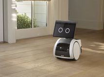 Amazon, Astro, domáci robot, robot