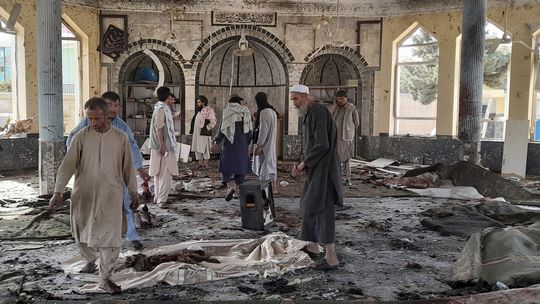 Výbuch v mešite na severe Afganistanu si vyžiadal desiatky obetí a zranených