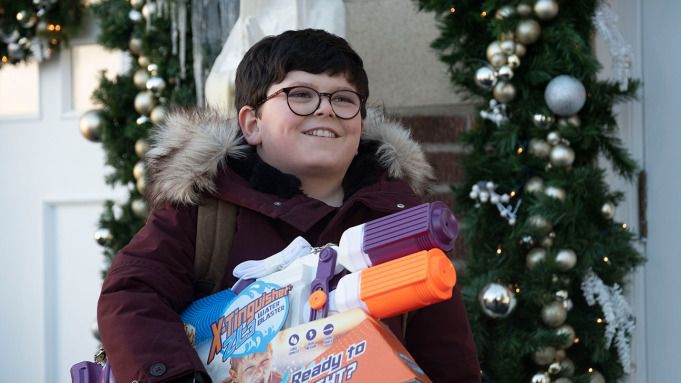 Archie Yates ako Max v Home Sweet Home Alone.