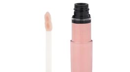 Lesk na pery Brilliant Signature Plump-in-Gloss od L´Oreál Paris. Odporúčaná cena 12,19 eura. 