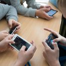 mobil hranie na mobile deti piataci zakladna skola
