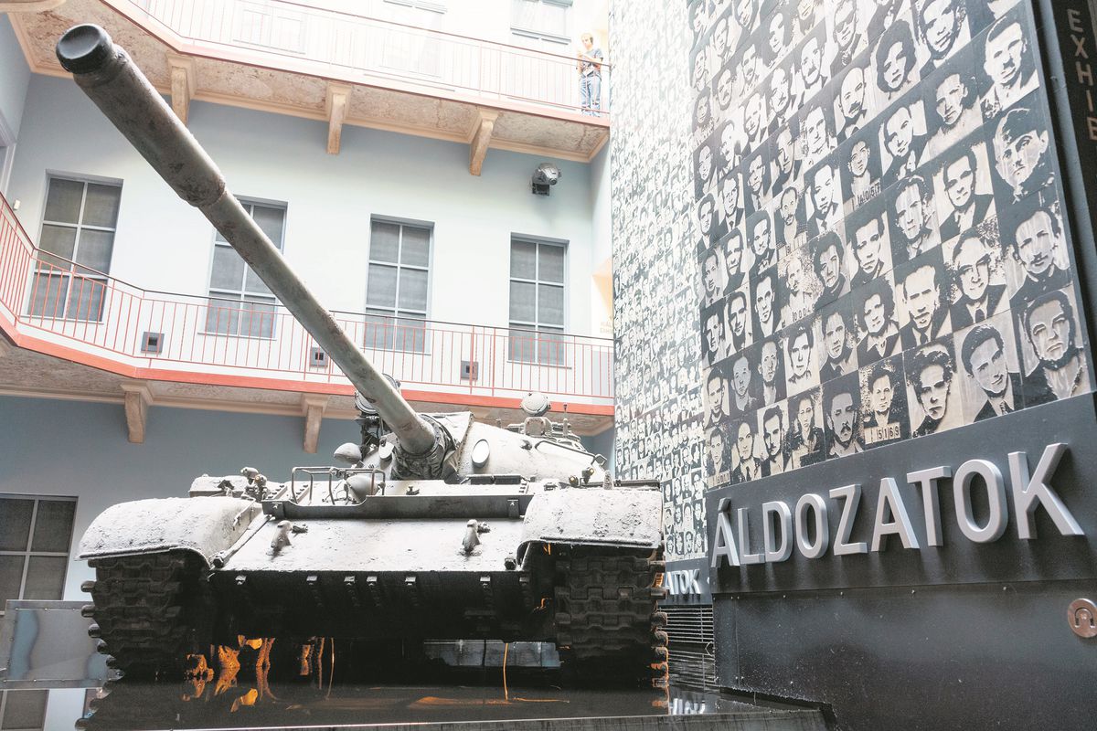 V budapeštianskom Múzeu teroru sa nachádza aj...