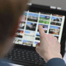 Vzdelávanie / Tablet / Počítač / Špehovanie / Vírus / Kyberšikana /