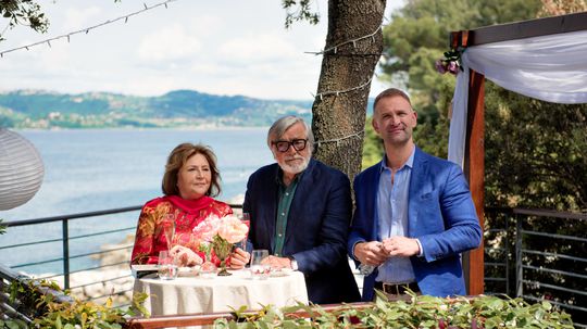 Zľava: Herečka Emília Vášáryová, Jiří Bartoška...