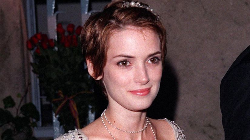 Herečka Winona Ryder na zábere z roku 1998...