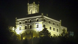 Trakoščan, Chorvátsko, hrad, noc