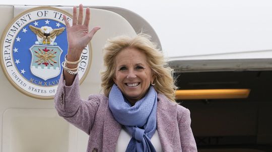Prvá dáma USA, Jill Biden (70), počas návštevy...