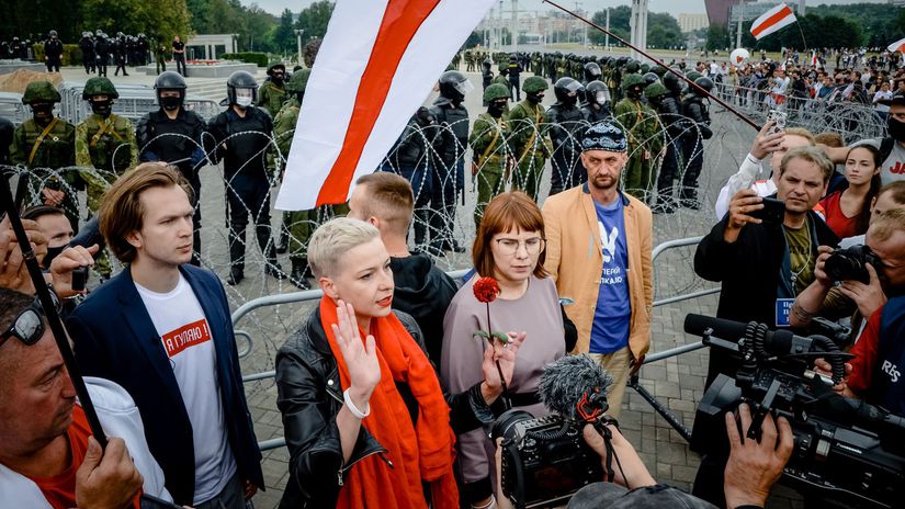 Maryja Kalesnikavová, Bielorusko, protest, vojaci
