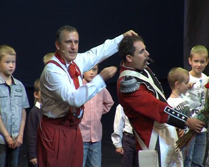 Opera je zábava: Nápoj lásky - Martin Vanek s...
