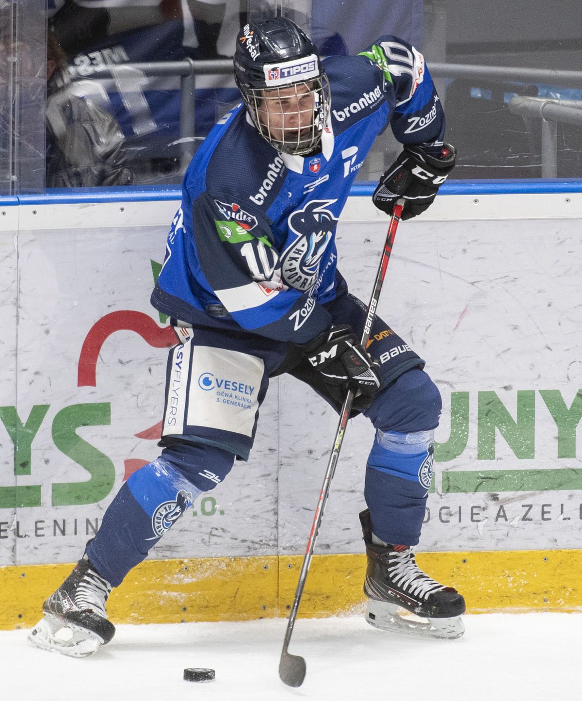 Filip Mešár v drese HK Poprad.