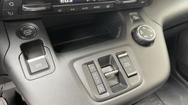 Peugeot e-Partner (2021)