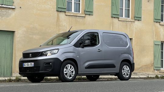 Peugeot e-Partner (2021)