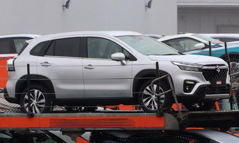 Nové SX4 S-Cross pôsobí robustnejšie a...