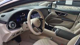 Mercedes-Benz EQS - prvá jazda 2021