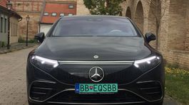 Mercedes-Benz EQS - prvá jazda 2021