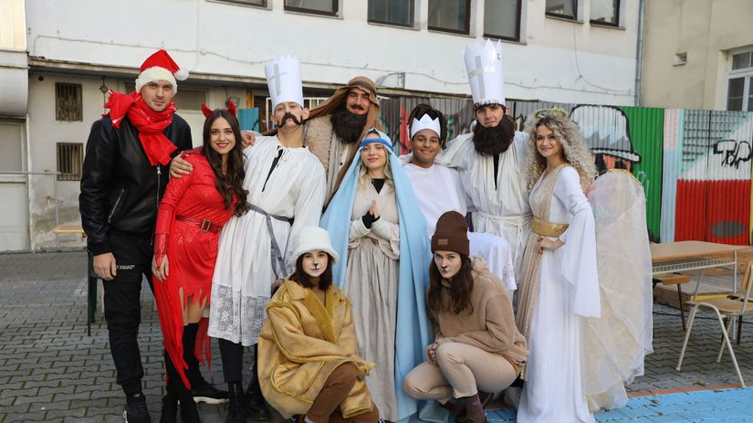 Prvý záber zo špeciálnej vianočnej epizódy Pána...