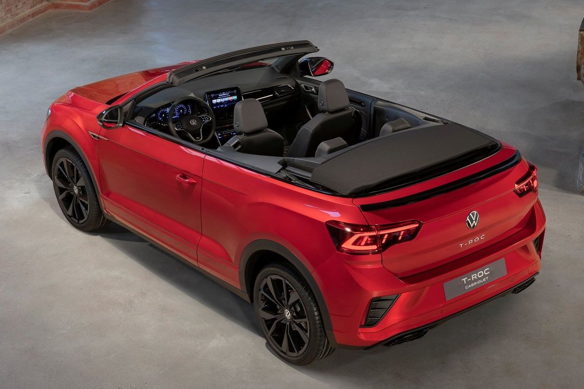 VW T-Roc je dostupný aj ako kabriolet. V...