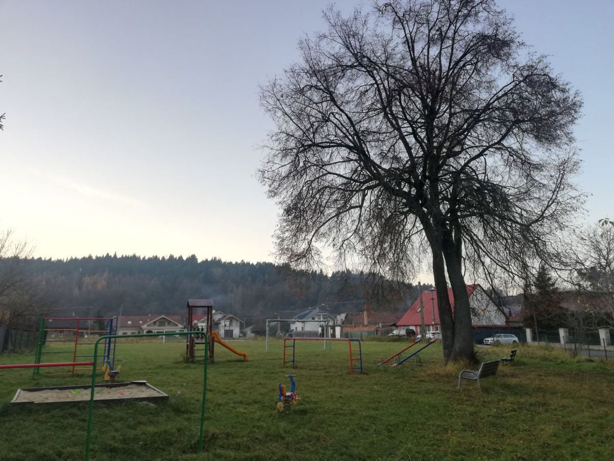 Ihrisko v časti Bánová je tiež na zozname...