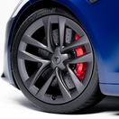 Tesla S Plaid - keramické brzdy