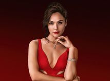 red notice, gal gadot,
