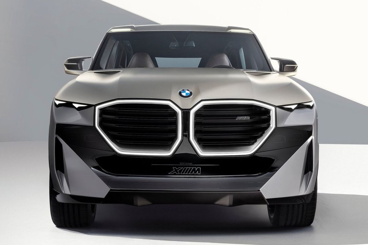 BMW XM rozbúrilo hladinu automobilového...