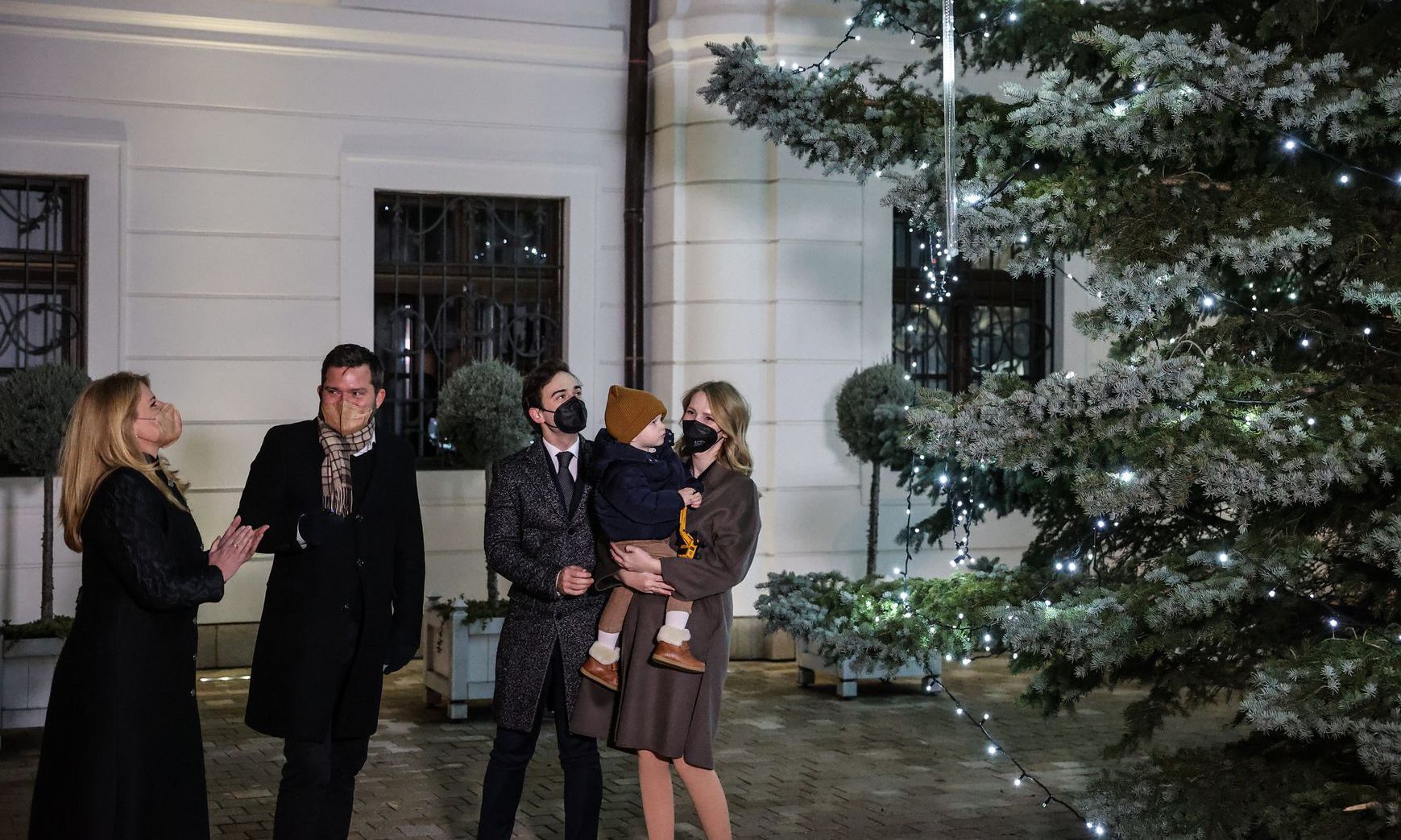 Prezidentka Zuzana Čaputová počas rozsvietenia...