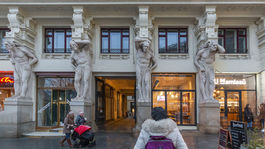 Brno, U mamlasu, obri, historická budova