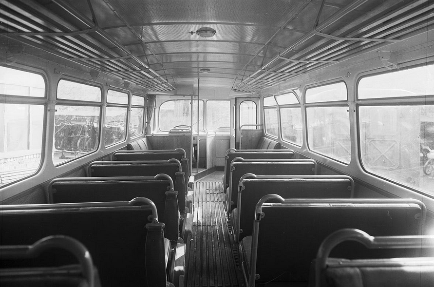 Autobus mal na dĺžku síce len 9 420 mm, ale do...