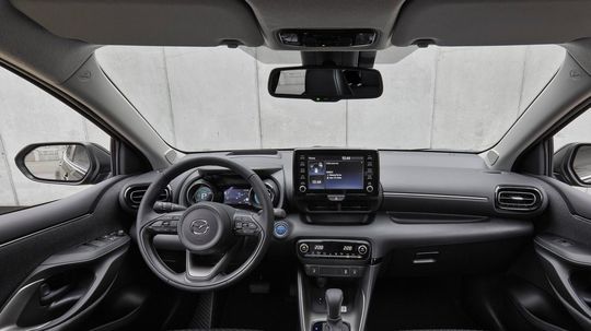 Mazda 2 Hybrid - 2022