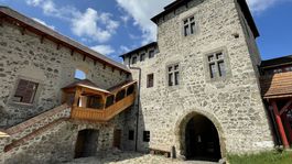 Nádvorie hradu Kunětická hora