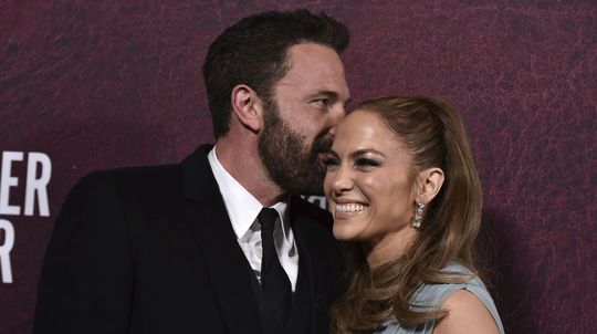 Herec Ben Affleck a jeho partnerka Jennifer...