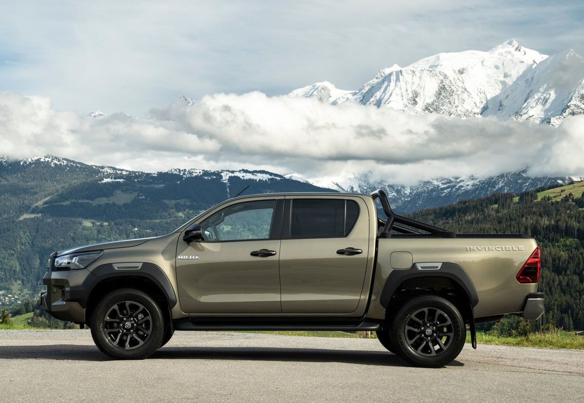 Toyota Hilux (2021)
