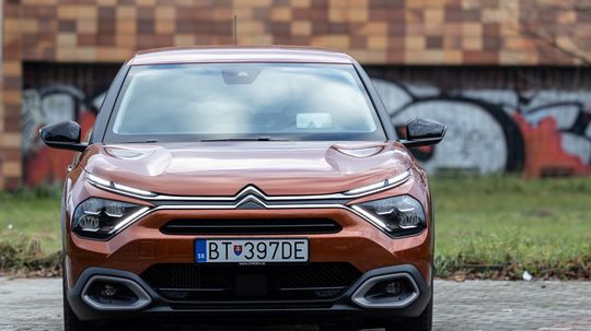 Citroën C4 1,5 BlueHDi 130 - test 2021