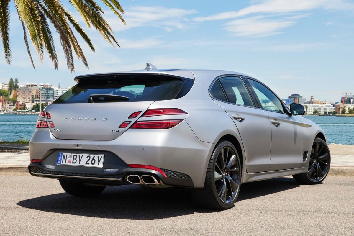 Napriek tomu, že Shooting Brake má skosenú...