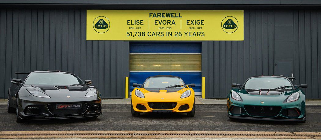 Zľava: Lotus Evora GT430 Sport, Lotus Elise...