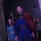 Doktor Strange v mnohovesmíre šialenstva Doktor...