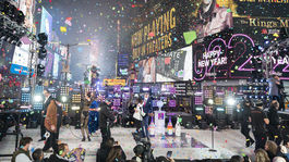 Nový rok 2022, Times Square Performances