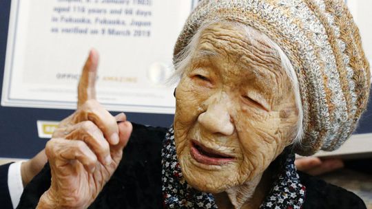 Japonka, najstarší žijúci človek, oslávila 119. narodeniny