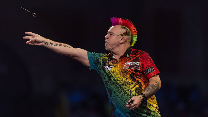 Dráma s parádnym finišom. Extravagantný Wright je majstrom sveta ...