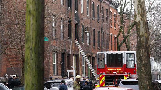 Pri požiari vo Filadelfii prišlo o život 13 ľudí vrátane siedmich detí