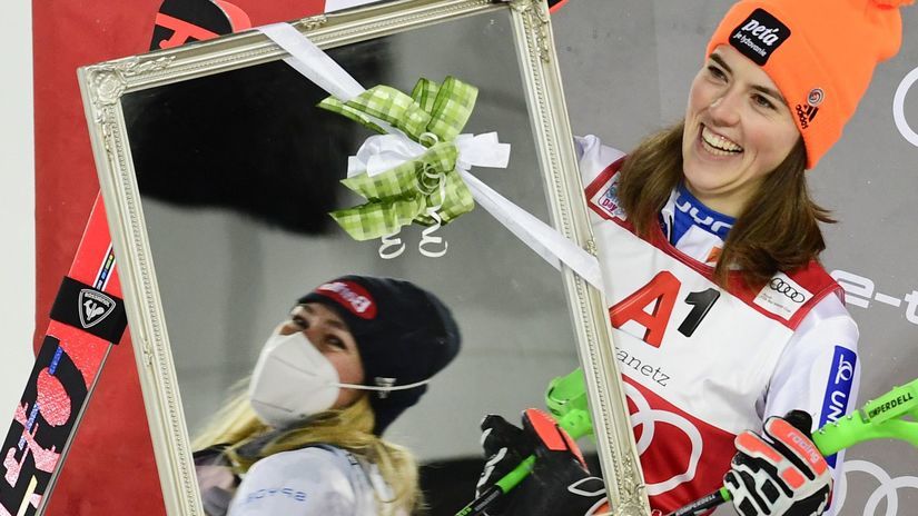 Rakúsko Lyžovanie Schladming SP Slalom Ženy 2....