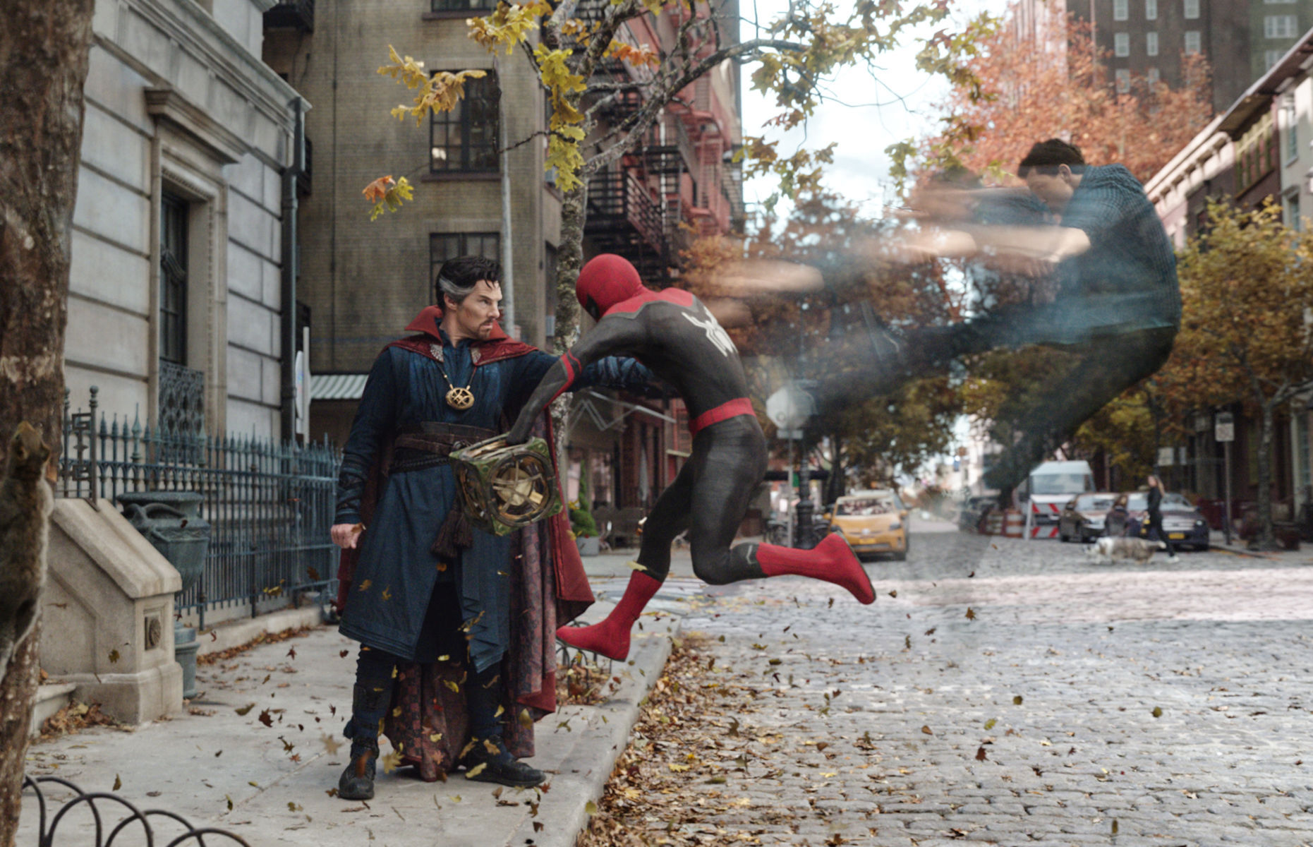 Benedict Cumberbatch ako Doktor Strange a Tom...
