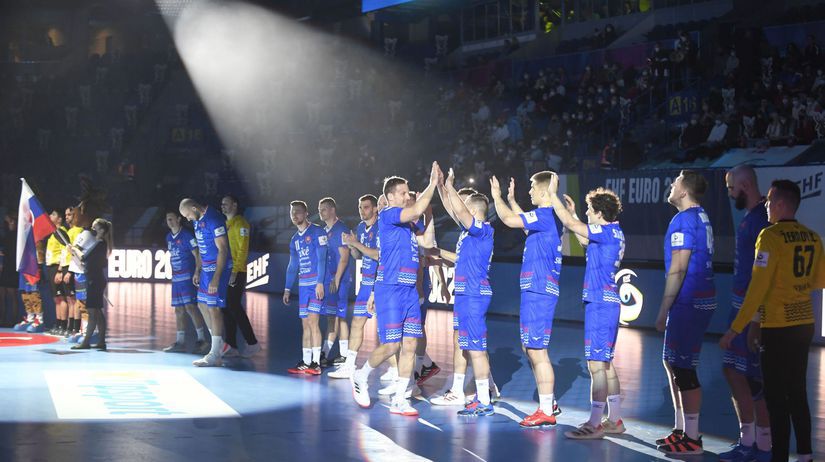 Slovenskí hádzanári pred zápasom s Nórmi.