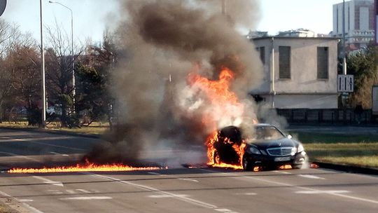 Na bratislavskej Patrónke po pár týždňoch opäť horelo auto