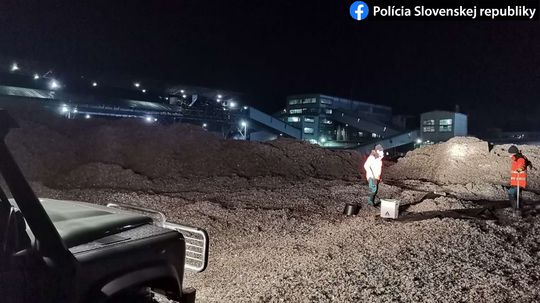 Na snímke minister dopravy a výstavby SR Andrej...