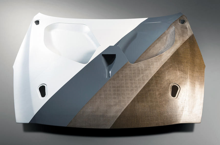 Takýto karbónový diel vznikne za štyri minúty....