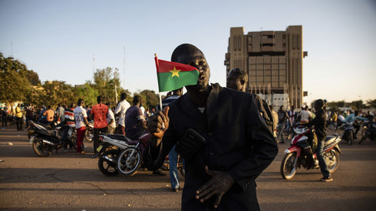 Moc v Burkine Faso prevzala vojenská junta, zadržala prezidenta Kaborého