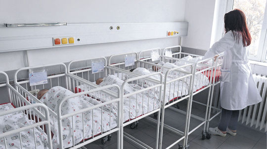 pôrodnica, pôrod, dieťa, novorodenec, bábätko