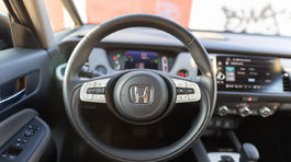 Honda Jazz Crosstar 1,5 e:HEV - test 2022