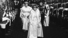 Britská kráľovná Alžbeta II., Diana, Charles